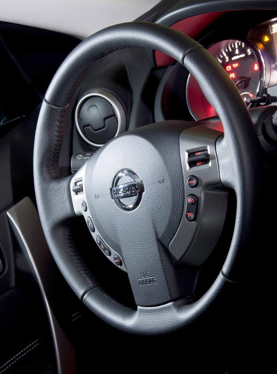  Nissan Qashqai 2010 года  (фото 23 из 204)